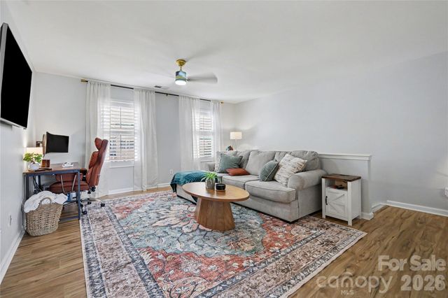 8603 Westhope Street, Charlotte, NC 28216