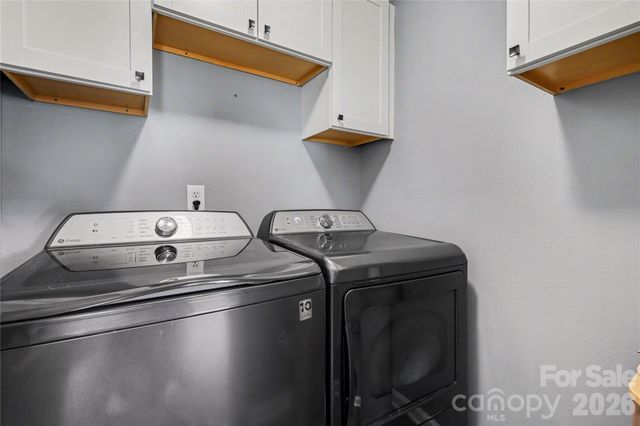 8603 Westhope Street, Charlotte, NC 28216