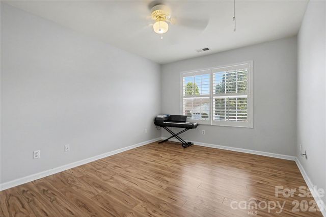 8603 Westhope Street, Charlotte, NC 28216