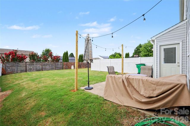 8603 Westhope Street, Charlotte, NC 28216