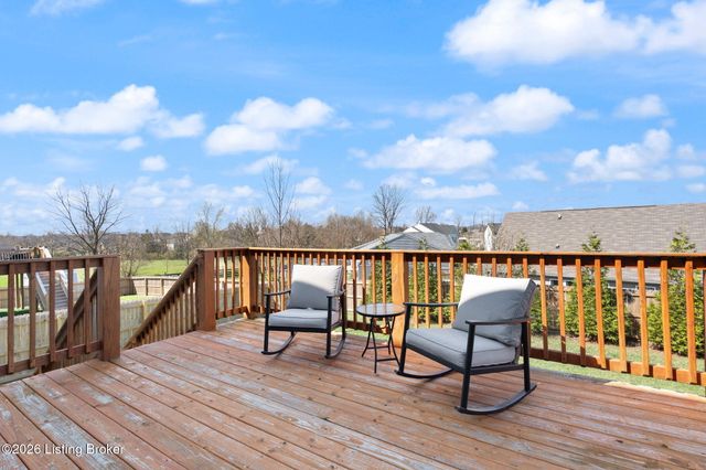 227 Summers Cabin Ln, Shepherdsville, KY 40165