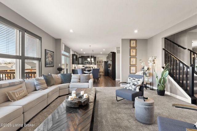 227 Summers Cabin Ln, Shepherdsville, KY 40165