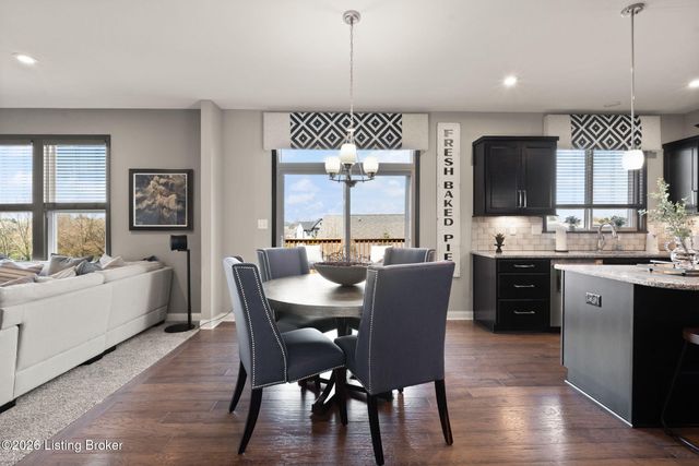 227 Summers Cabin Ln, Shepherdsville, KY 40165