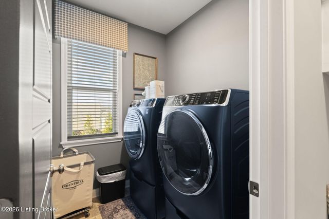 227 Summers Cabin Ln, Shepherdsville, KY 40165