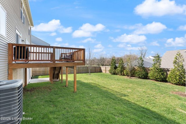 227 Summers Cabin Ln, Shepherdsville, KY 40165