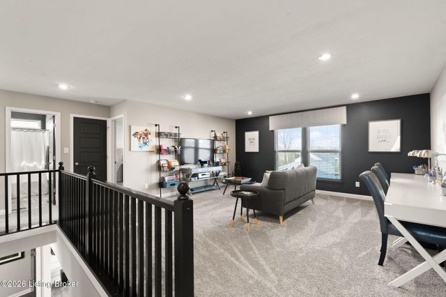 227 Summers Cabin Ln, Shepherdsville, KY 40165