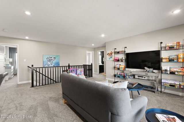 227 Summers Cabin Ln, Shepherdsville, KY 40165