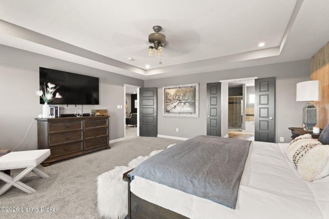 227 Summers Cabin Ln, Shepherdsville, KY 40165