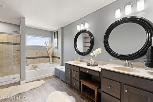 227 Summers Cabin Ln, Shepherdsville, KY 40165