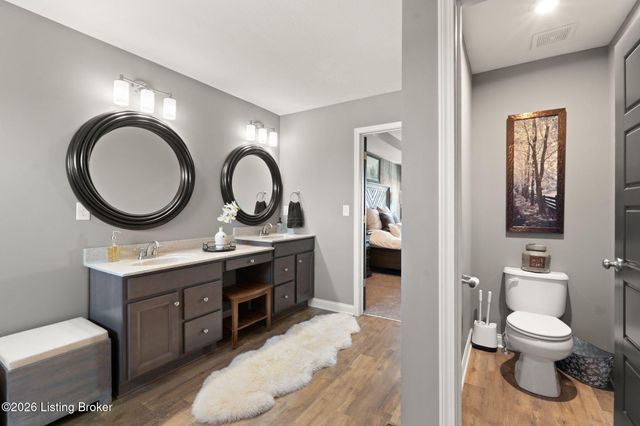 227 Summers Cabin Ln, Shepherdsville, KY 40165