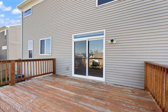 227 Summers Cabin Ln, Shepherdsville, KY 40165