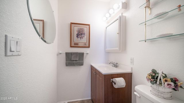 923 NICKEL Drive 923, Apache Junction, AZ 85119