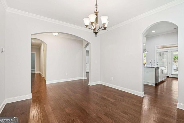 330 La Perla Drive, Sugar Hill, GA 30518