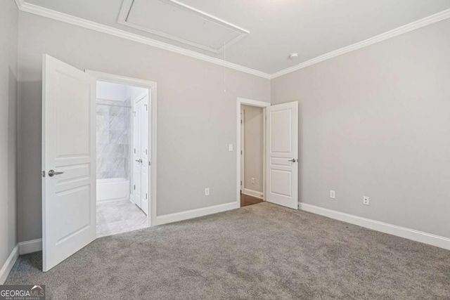 330 La Perla Drive, Sugar Hill, GA 30518