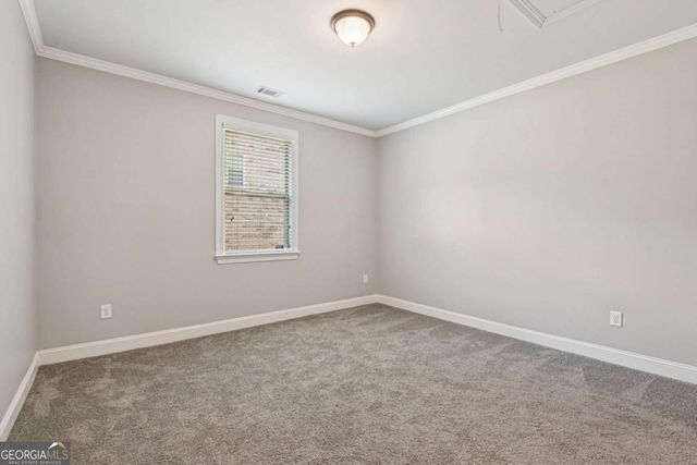 330 La Perla Drive, Sugar Hill, GA 30518