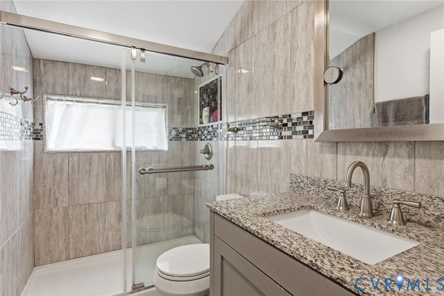 9125 Farmington Dr, Henrico, VA 23229