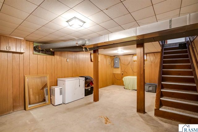 412 N Lincoln Street, Lake Crystal, MN 56055