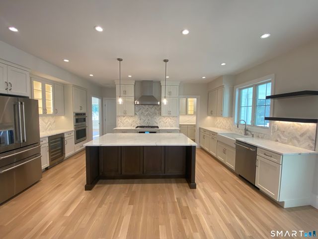 255 Old Woodbury Road, Southbury, CT 06488
