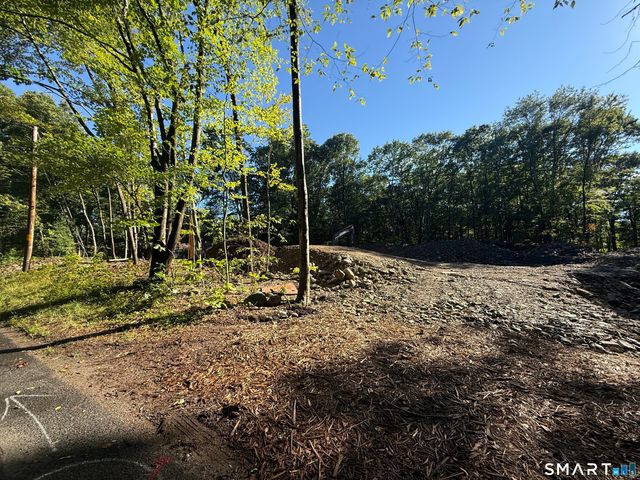 255 Old Woodbury Road, Southbury, CT 06488