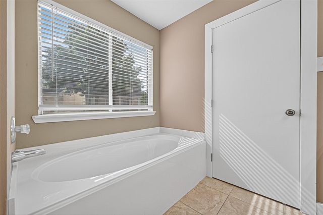 15859 E Park Court, Houston, TX 77082