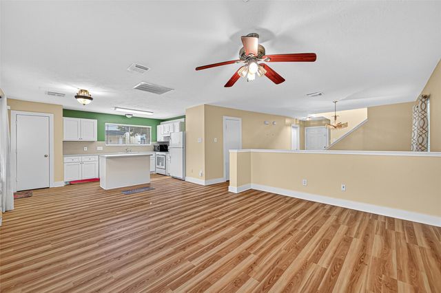 15859 E Park Court, Houston, TX 77082