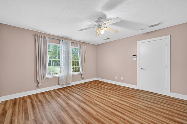 15859 E Park Court, Houston, TX 77082