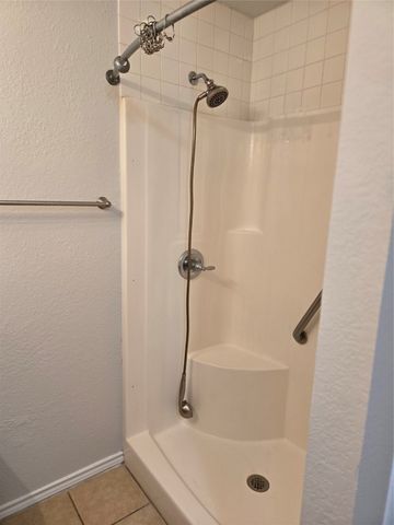 604 E South Street, Itasca, TX 76055