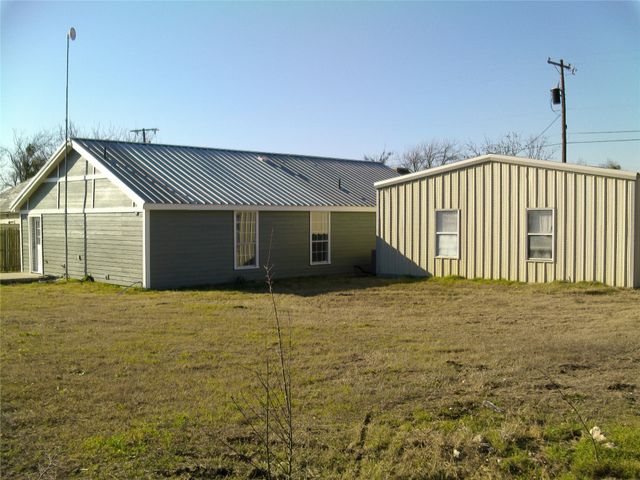 604 E South Street, Itasca, TX 76055