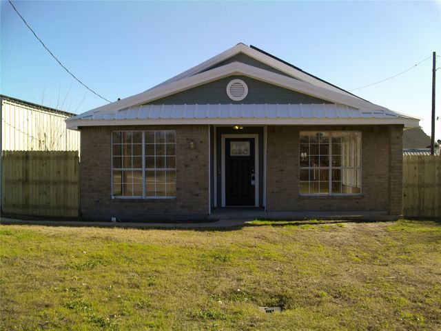 604 E South Street, Itasca, TX 76055