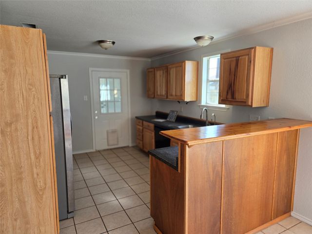 604 E South Street, Itasca, TX 76055