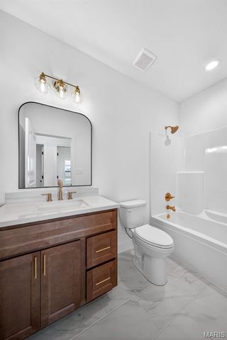 108 Harvest Glen Ct, Old Monroe, MO 63369