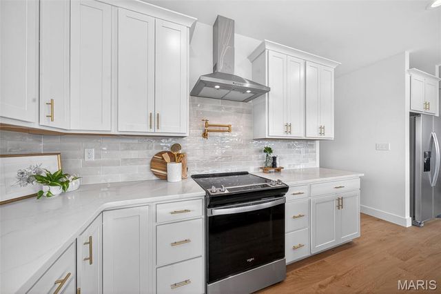 108 Harvest Glen Ct, Old Monroe, MO 63369