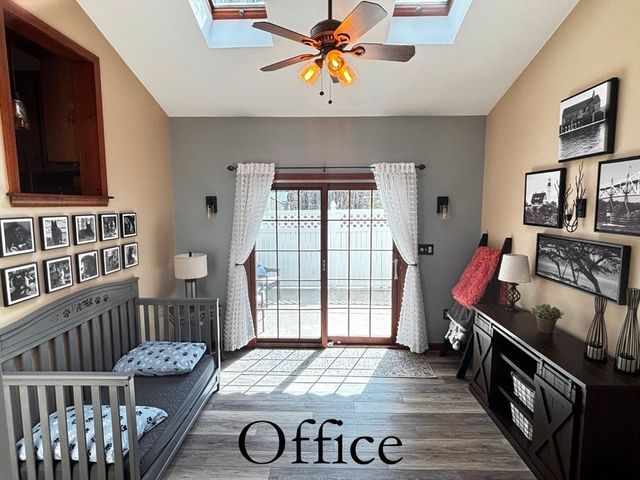 627 School St, Pembroke, MA 02359