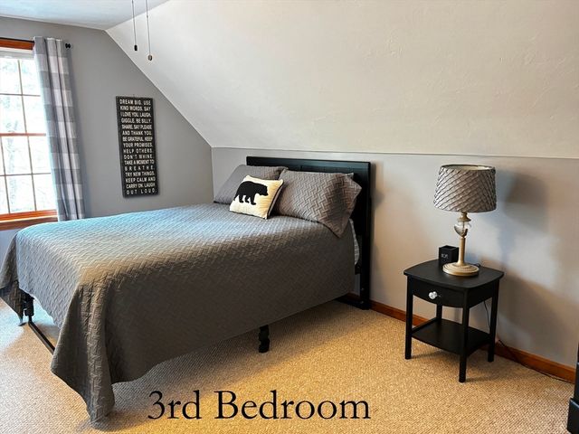 627 School St, Pembroke, MA 02359