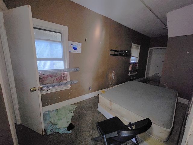 10623 S Perry Avenue, Chicago, IL 60628