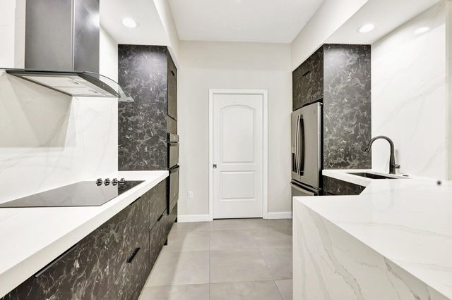 801 S Olive Avenue 1018, West Palm Beach, FL 33401