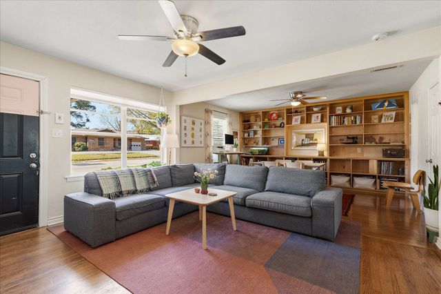 2008 Redwood Place, Denton, TX 76209