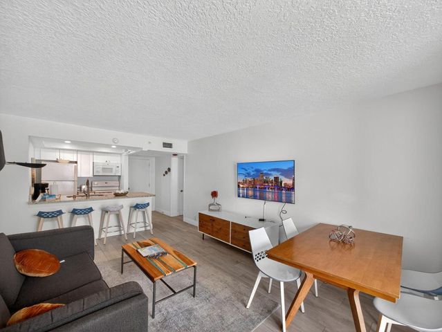 9800 S Ocean Drive 302, Jensen Beach, FL 34957