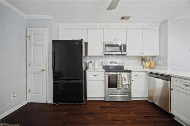 906 Monitor CT, Newport News, VA 23605