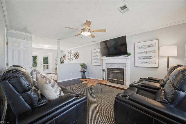 906 Monitor CT, Newport News, VA 23605