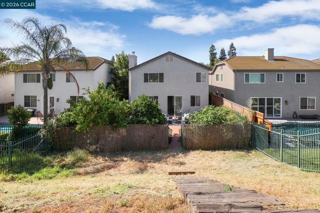 Image 49 of property listing at 5568 Brook Falls Ct, Stockton, CA 95219
