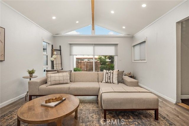 1908 Clark, Long Beach, CA 90815