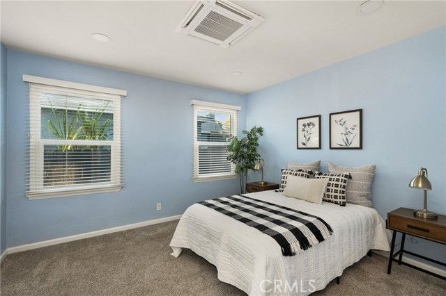 1908 Clark, Long Beach, CA 90815