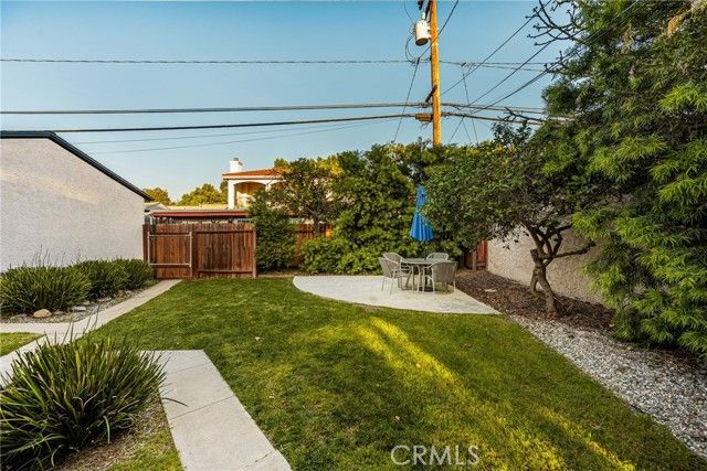 1908 Clark, Long Beach, CA 90815