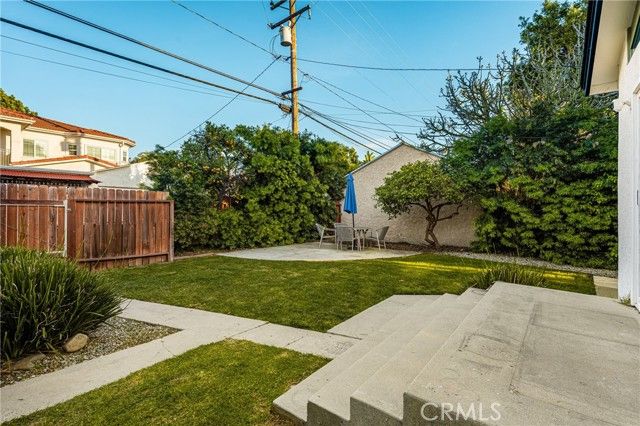 1908 Clark, Long Beach, CA 90815