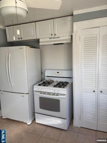 148 Hamilton Avenue, Lodi, NJ 07644