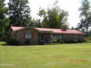 751 New Life Church Road, Tabor City, NC 28463