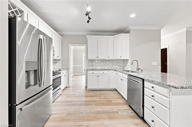 7843 Spencer Brook Drive, Summerfield, NC 27358