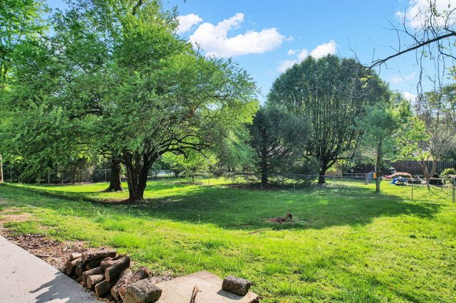 225 Laurel Drive, Spring City, TN 37381