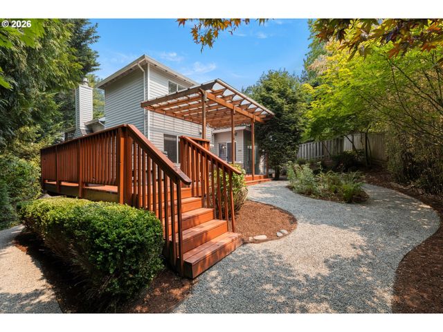5018 Sw ORCHARD Ln, Portland, OR 97219